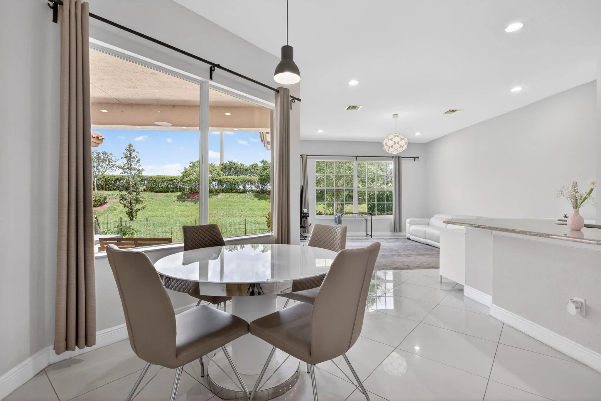 39-web-or-mls-8850-6778
