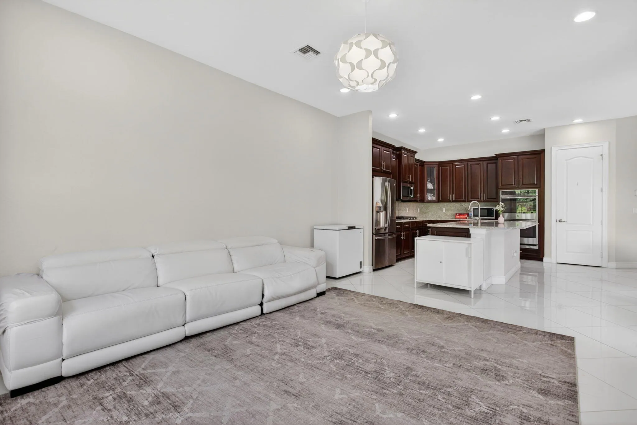 48-web-or-mls-8850-6823