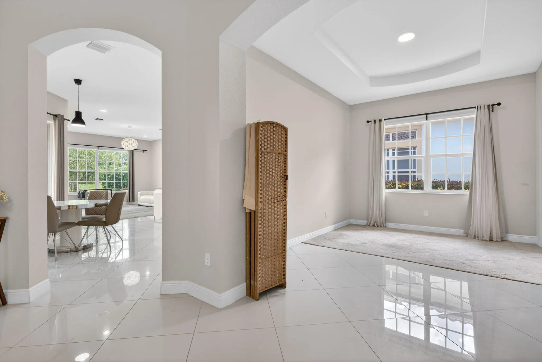 37-web-or-mls-8850-6771