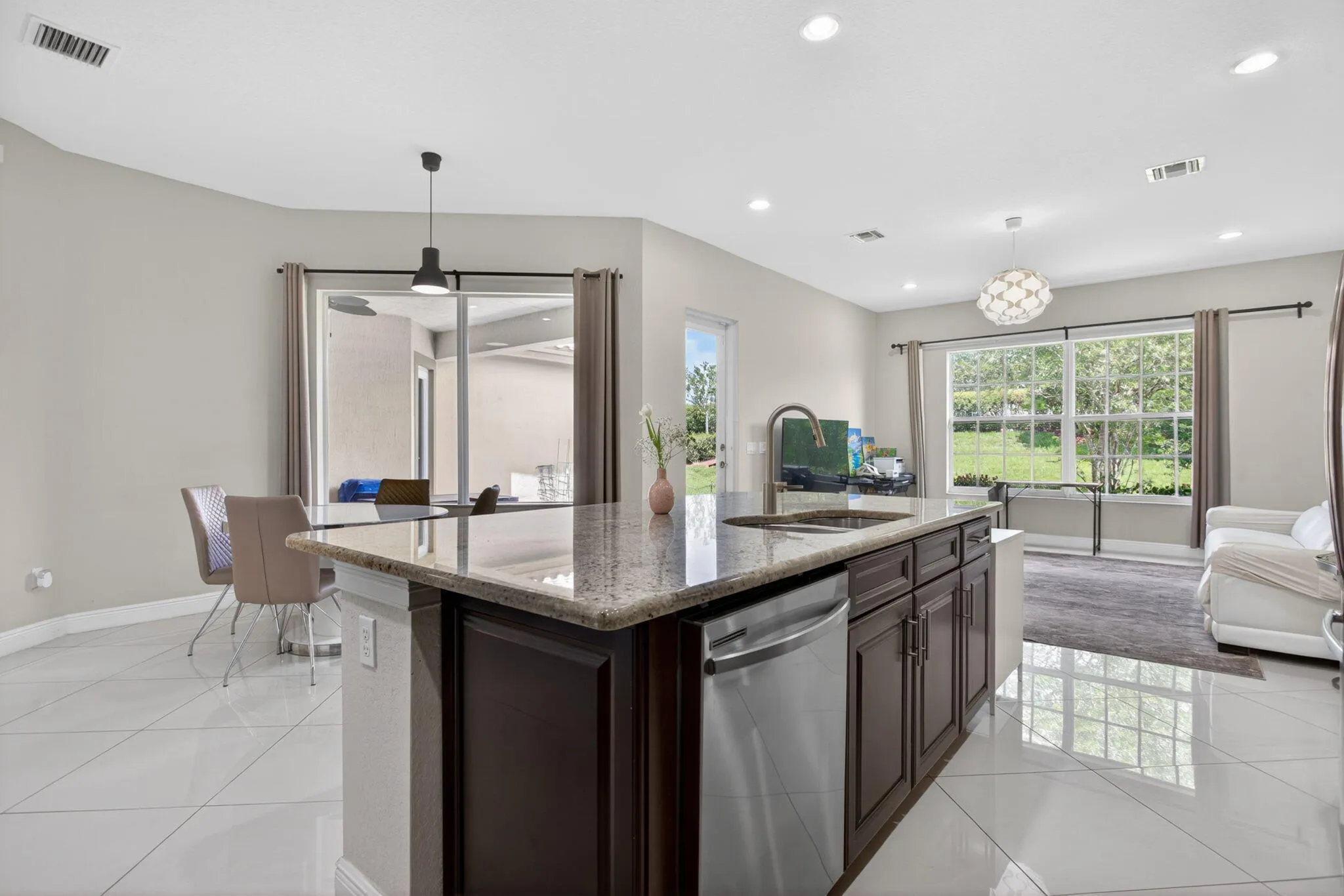 43-web-or-mls-8850-6801