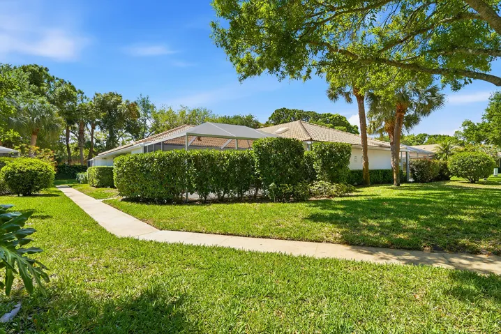 9502-CHAPMAN-OAK-CT-02