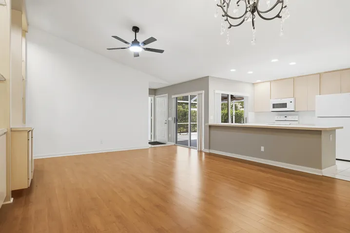 9502-CHAPMAN-OAK-CT-33410-003