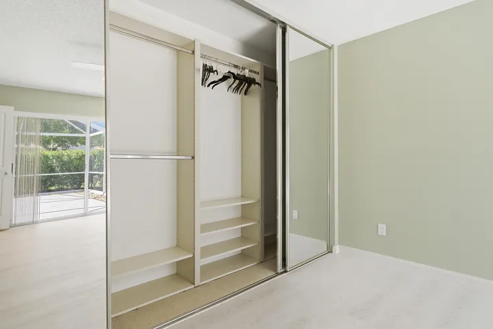 9502-CHAPMAN-OAK-CT-33410-016