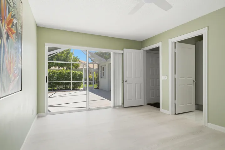 9502-CHAPMAN-OAK-CT-33410-012