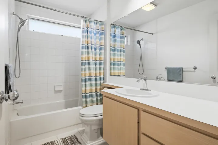9502-CHAPMAN-OAK-CT-33410-022