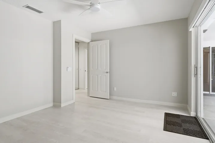 9502-CHAPMAN-OAK-CT-33410-020