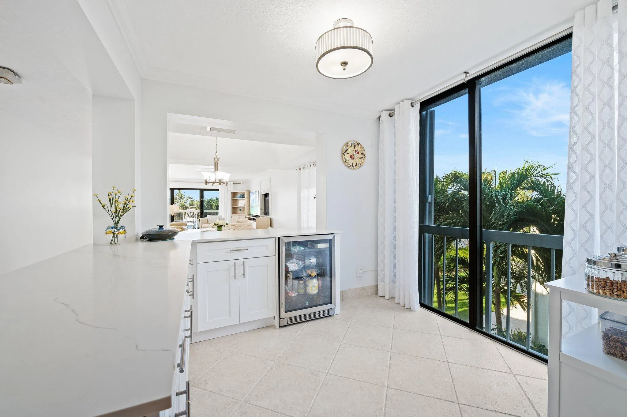 16-web-or-mls-3501-s-ocean-blvd-307
