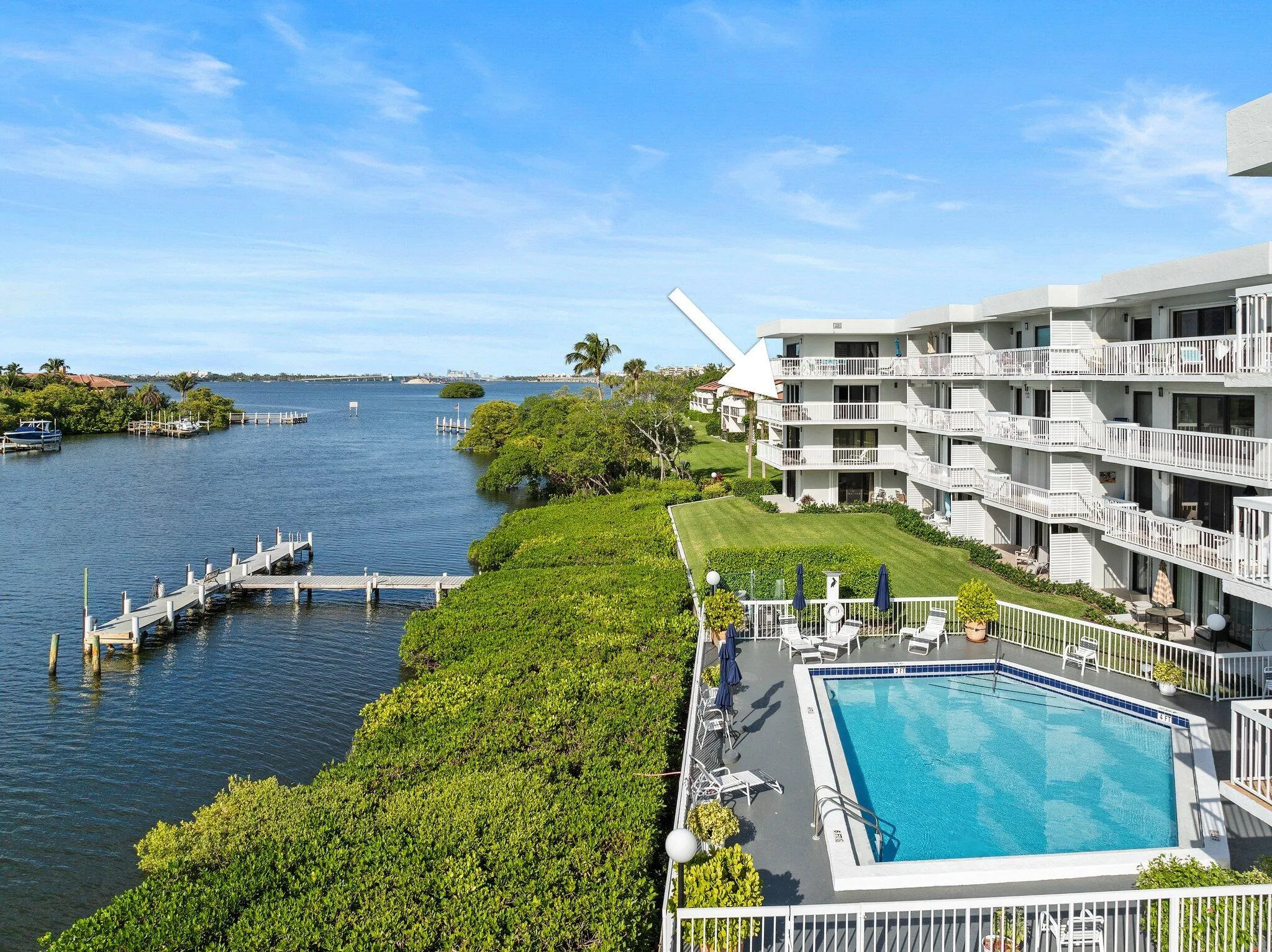 31-web-or-mls-3501-s-ocean-blvd-307