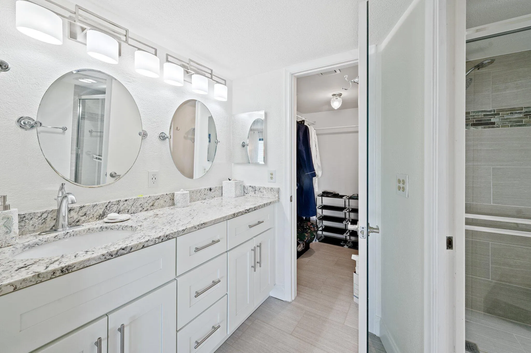 23-web-or-mls-3501-s-ocean-blvd-307
