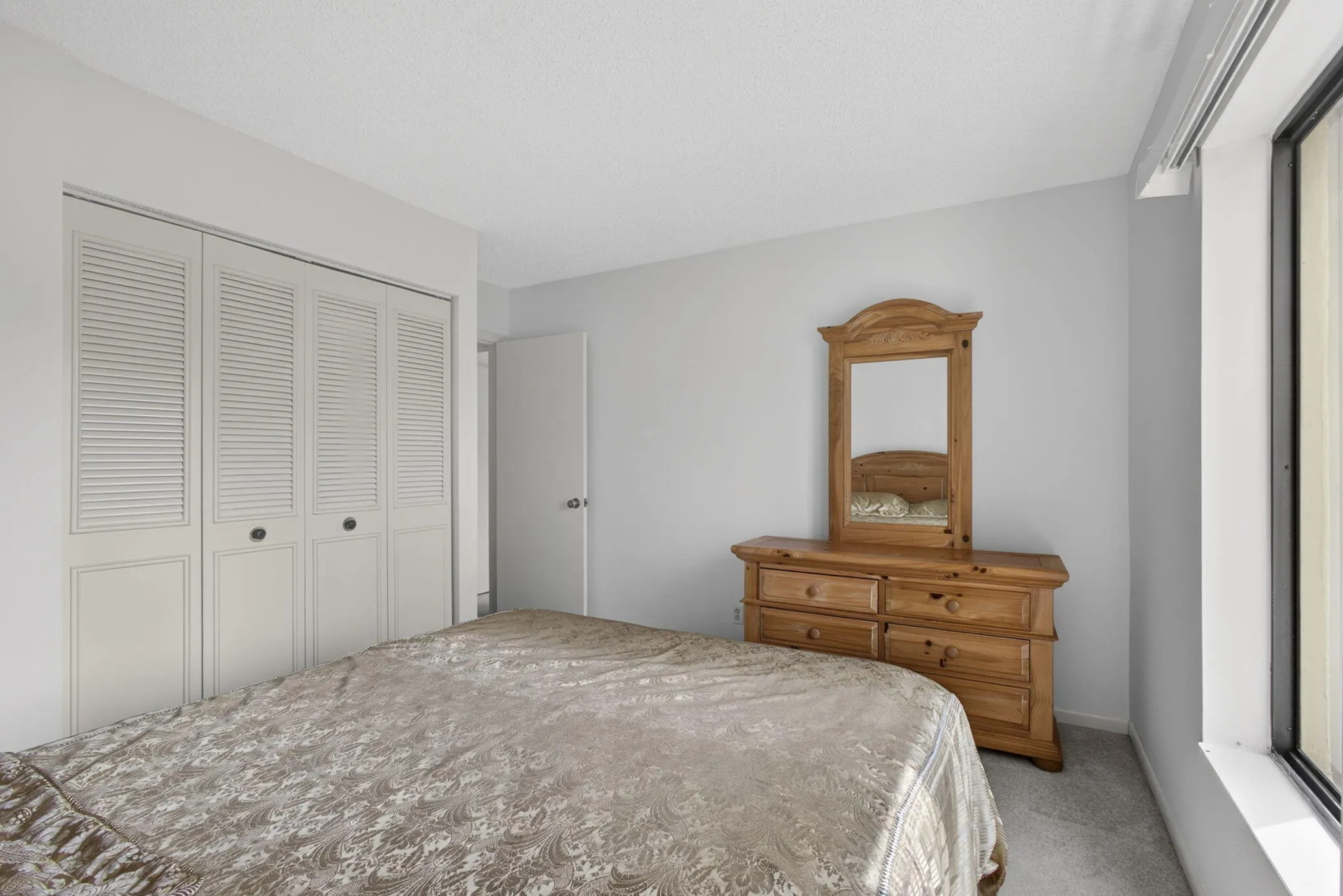 43-web-or-mls-BS1A5372