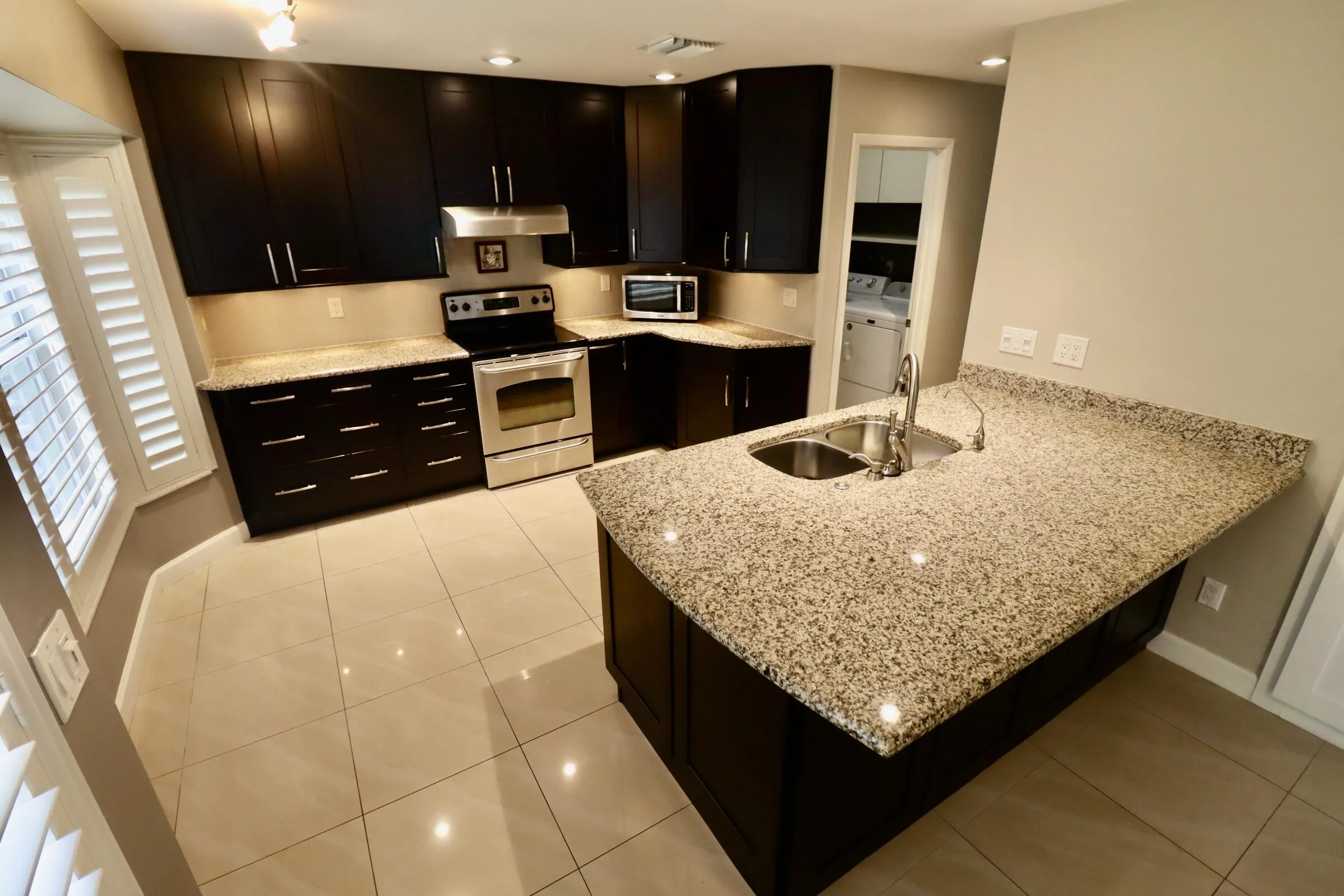 10-Kitchen 2