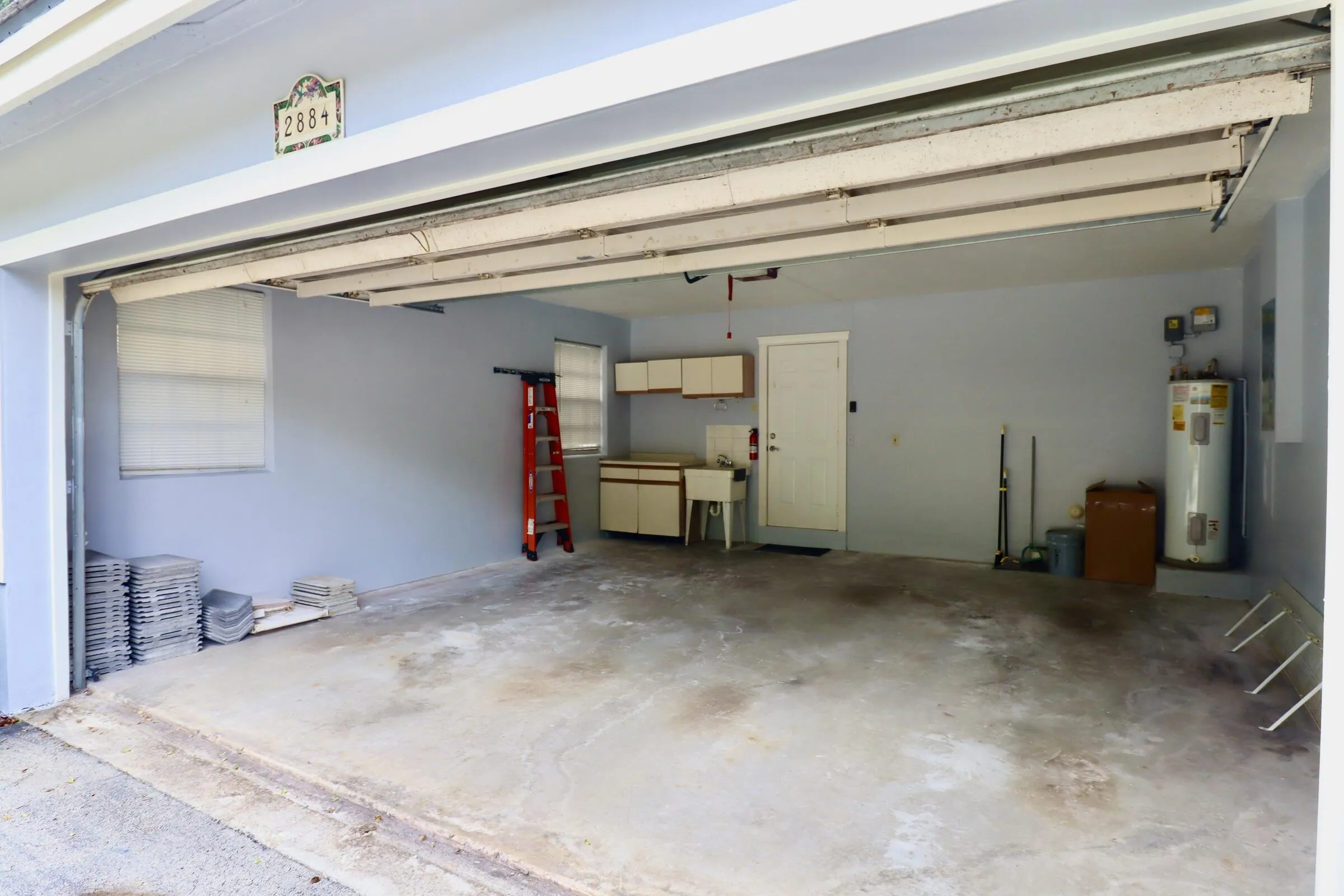 E-Garage