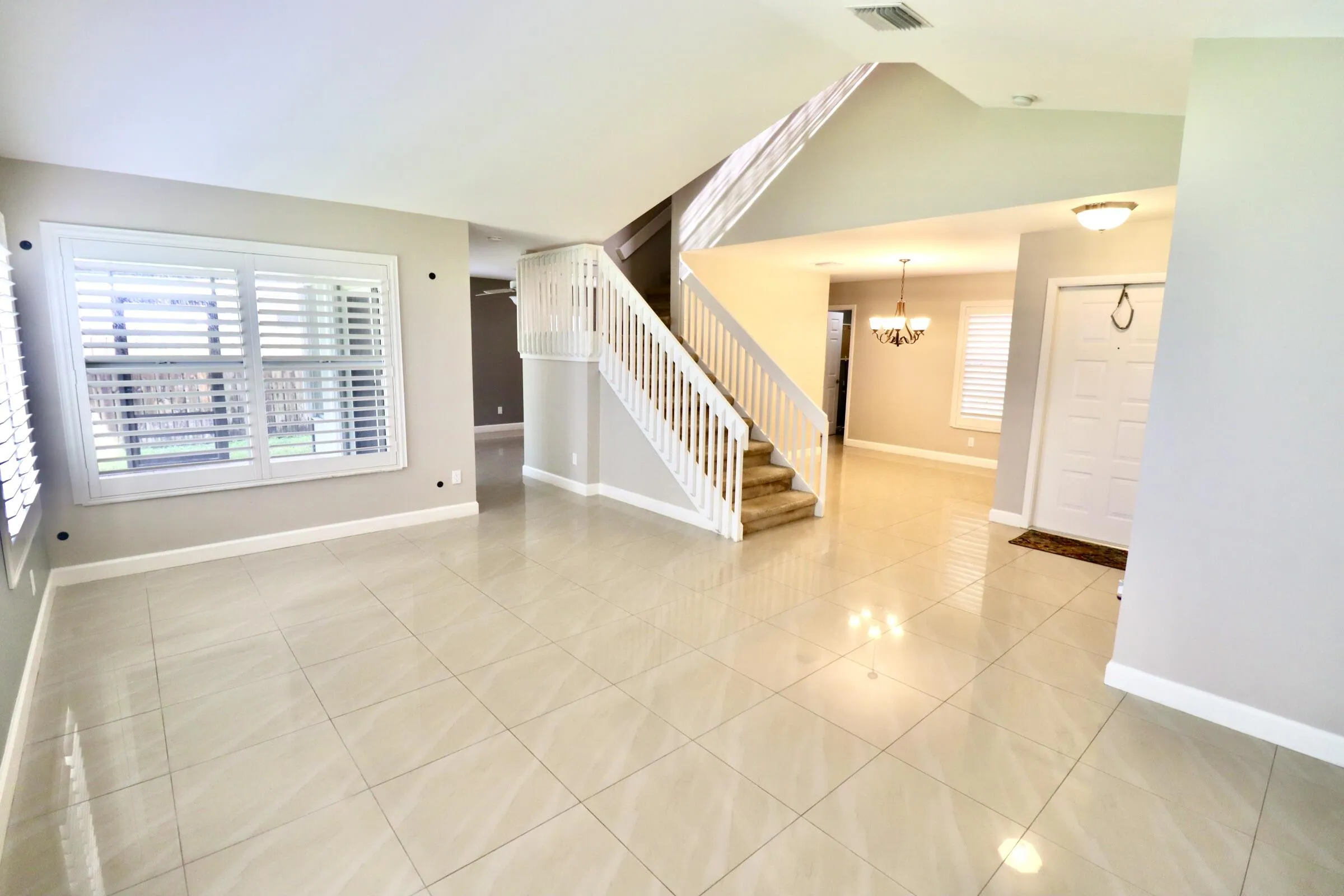 2-Living Room