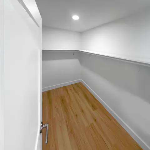 Owner's Closet