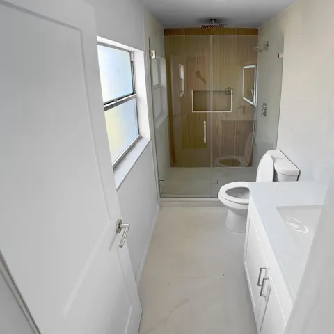 11 Ensuite-Edit-Edit