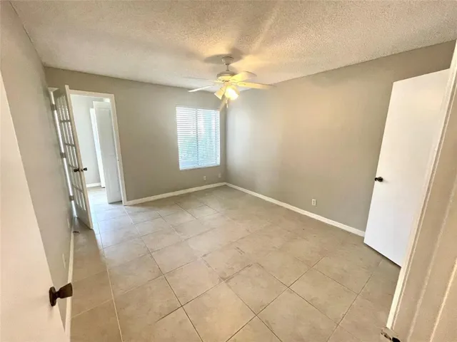 14.primary bedroom