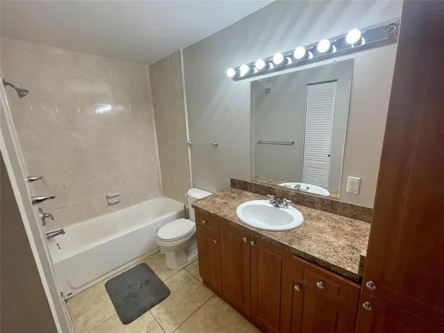 12.primary bathroom