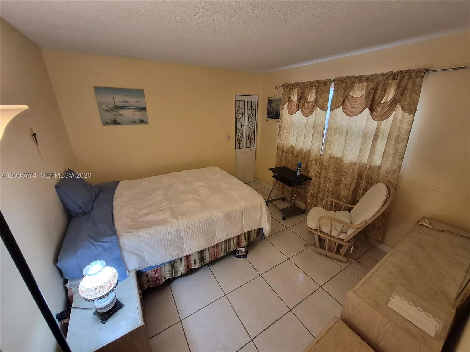 Guest bedroom - 415 NE 2nd ST - apt 202, Hallandade, FL
