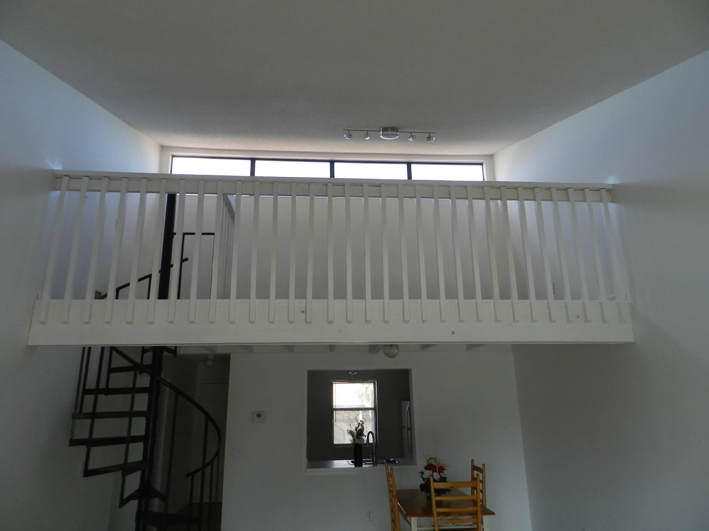 LAKE VIEW 22