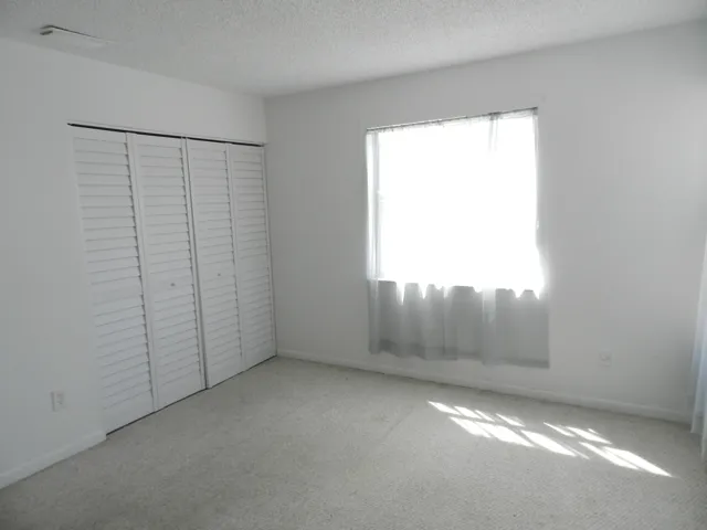 LAKE VIEW 10