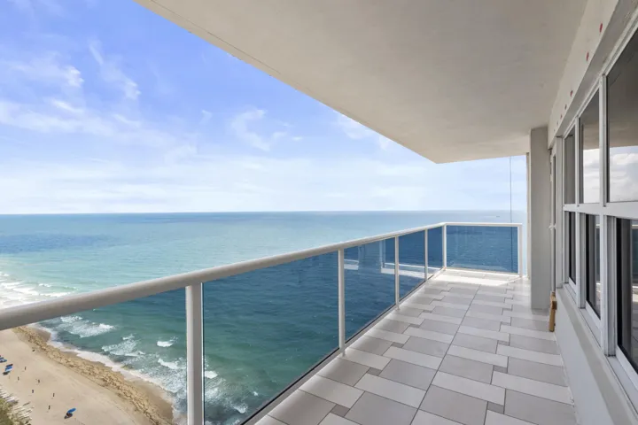 Primary suite