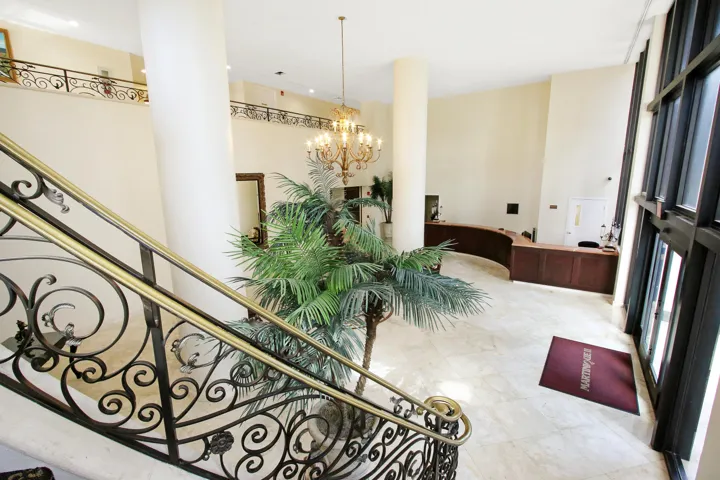 Lobby 3