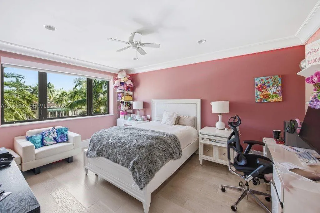 Property photo 36
