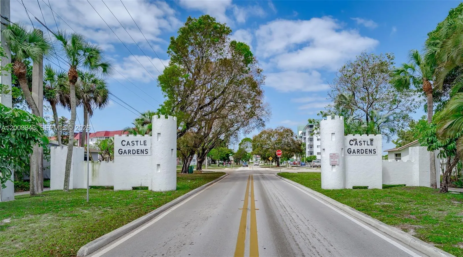 Community Entrance 4770 NW 21st St #208 Lauderhill, Fl