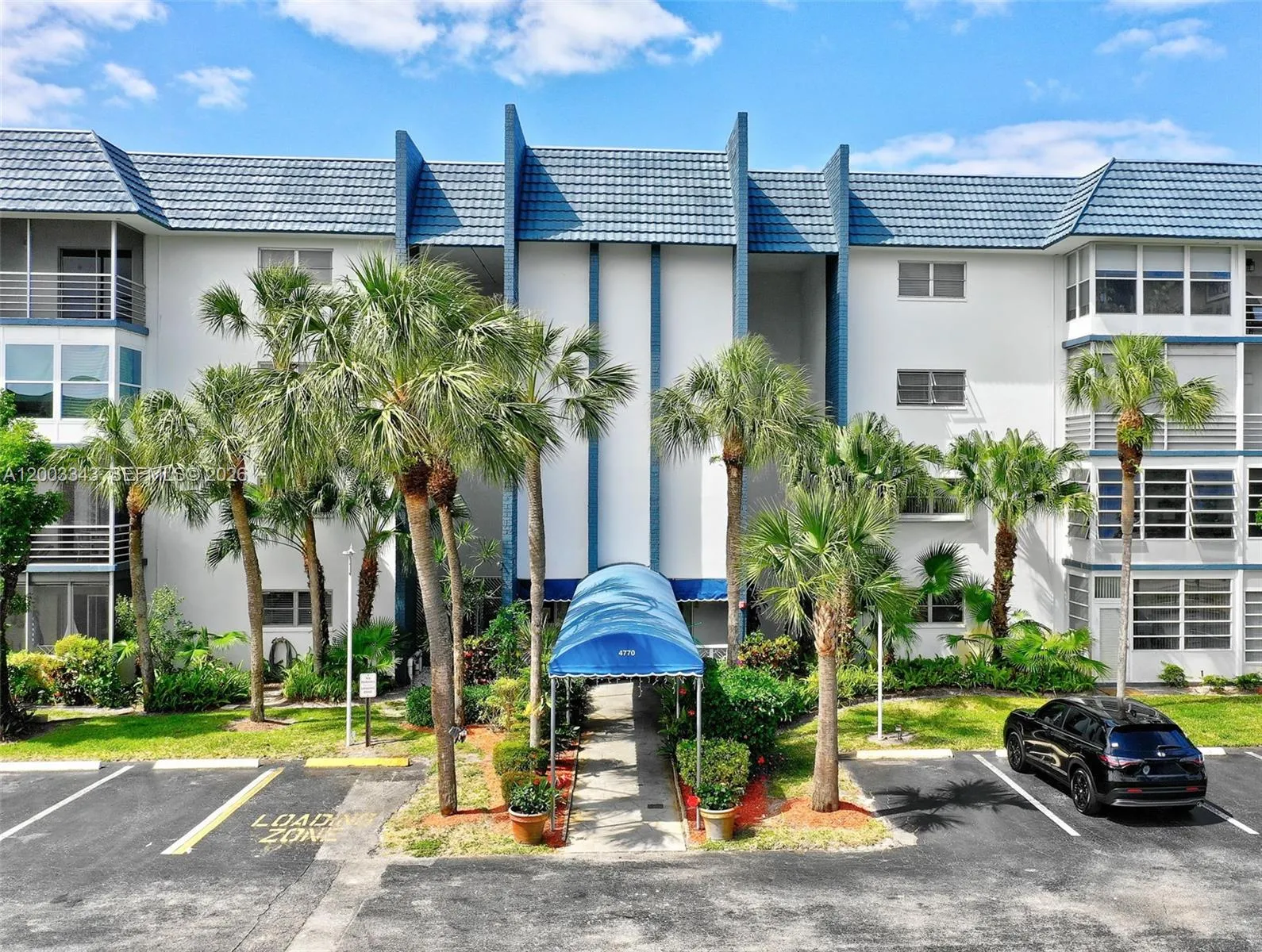 Front Building Main Entrance 4770 NW 21st St #208 Lauderhill, Fl