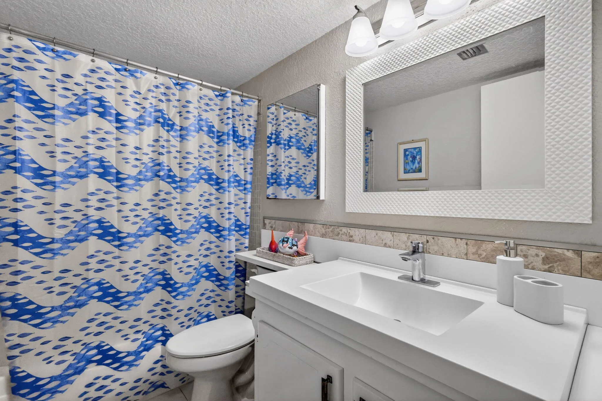 24-web-or-mls-F14A9234