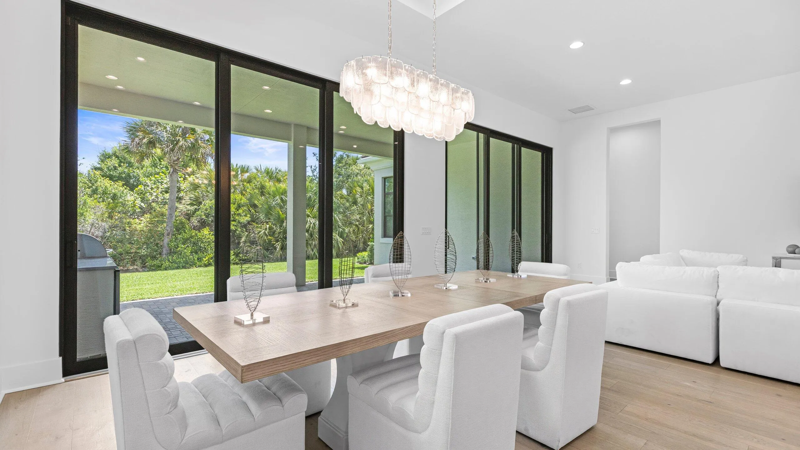 Dining staged