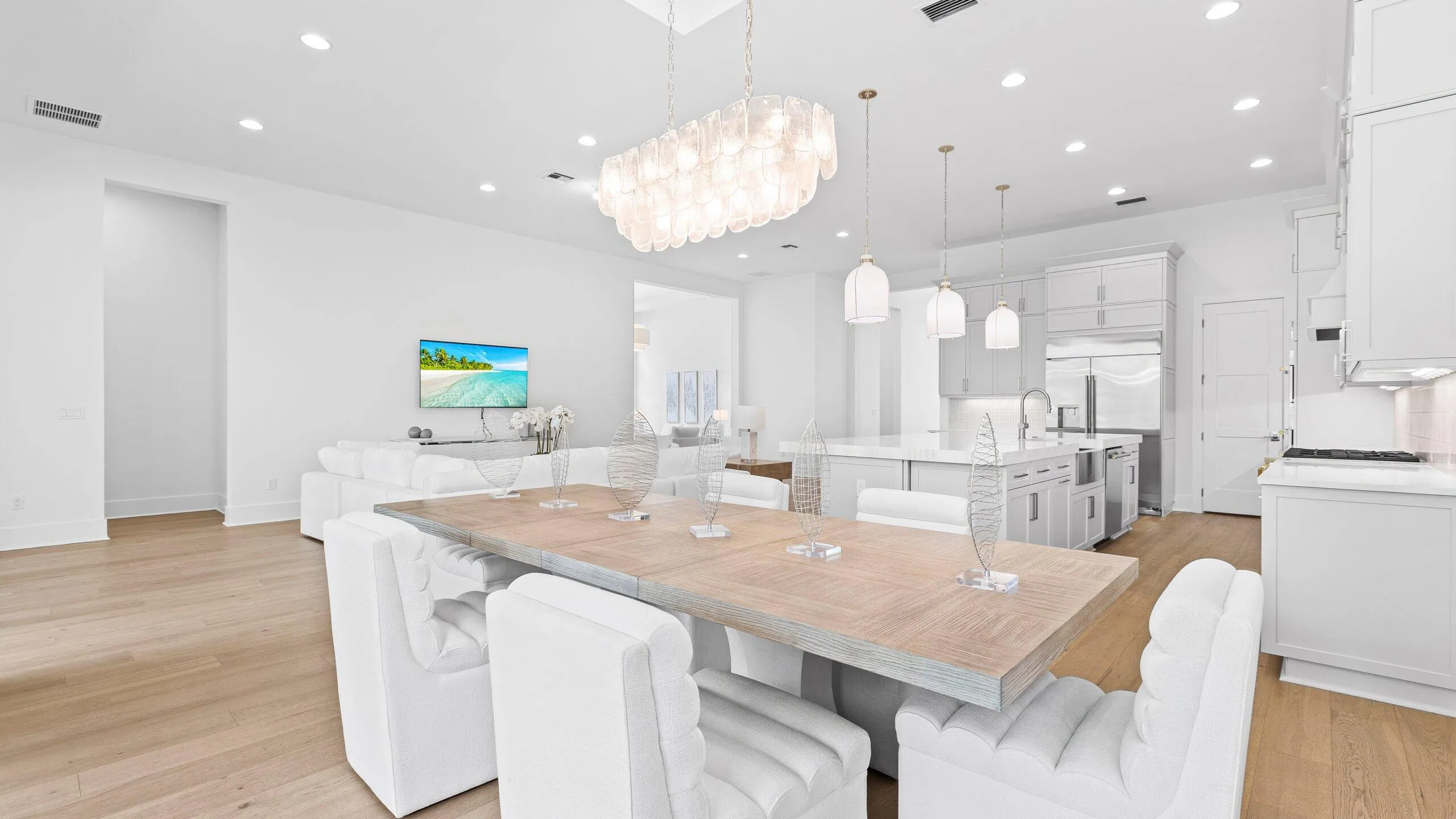 Dining staged