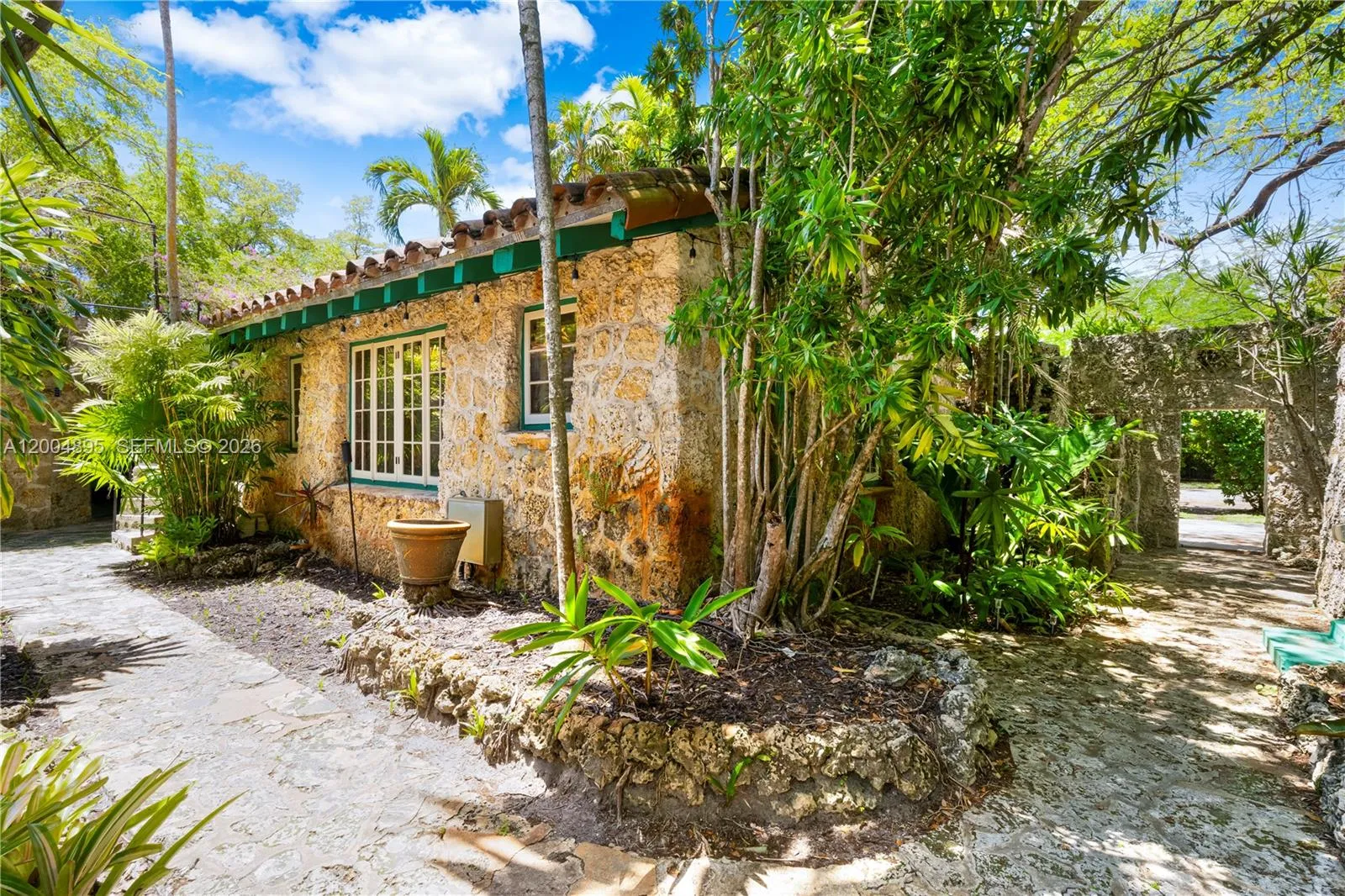 Property photo 90