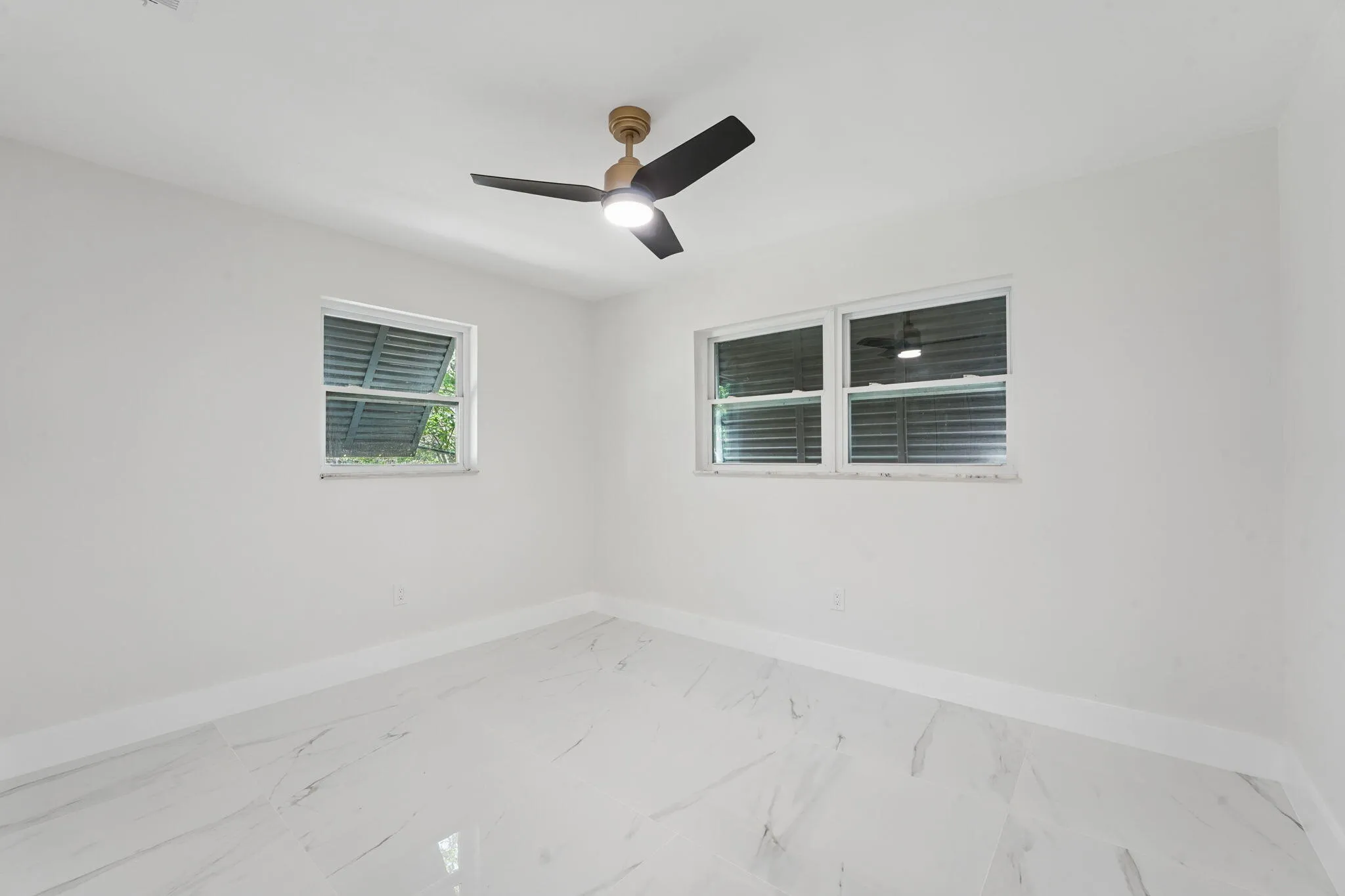 3rd Bedroom ls-DSC05064