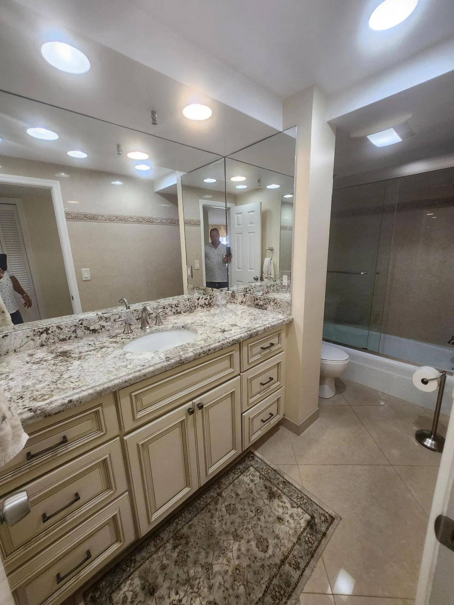 859 Jeffery street unit 506 10