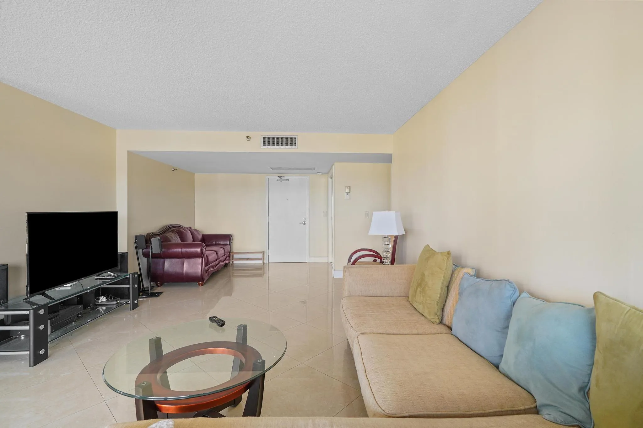 859 Jeffery St 506 new pic 18