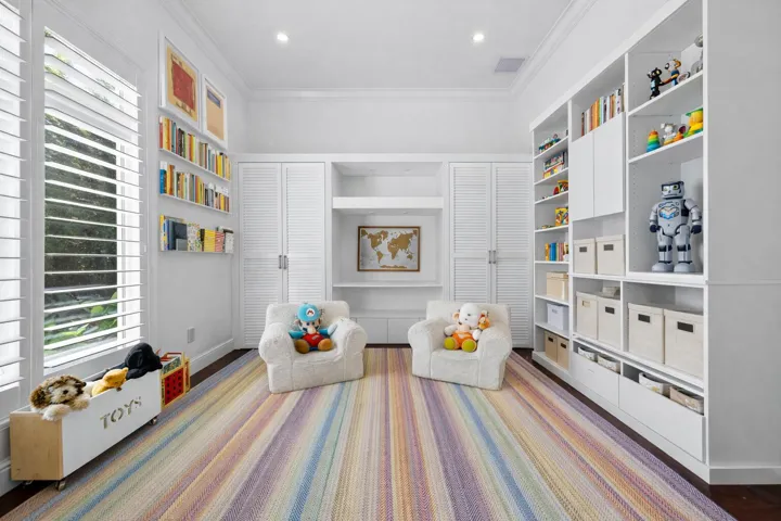 Bright & cozy children's playroom