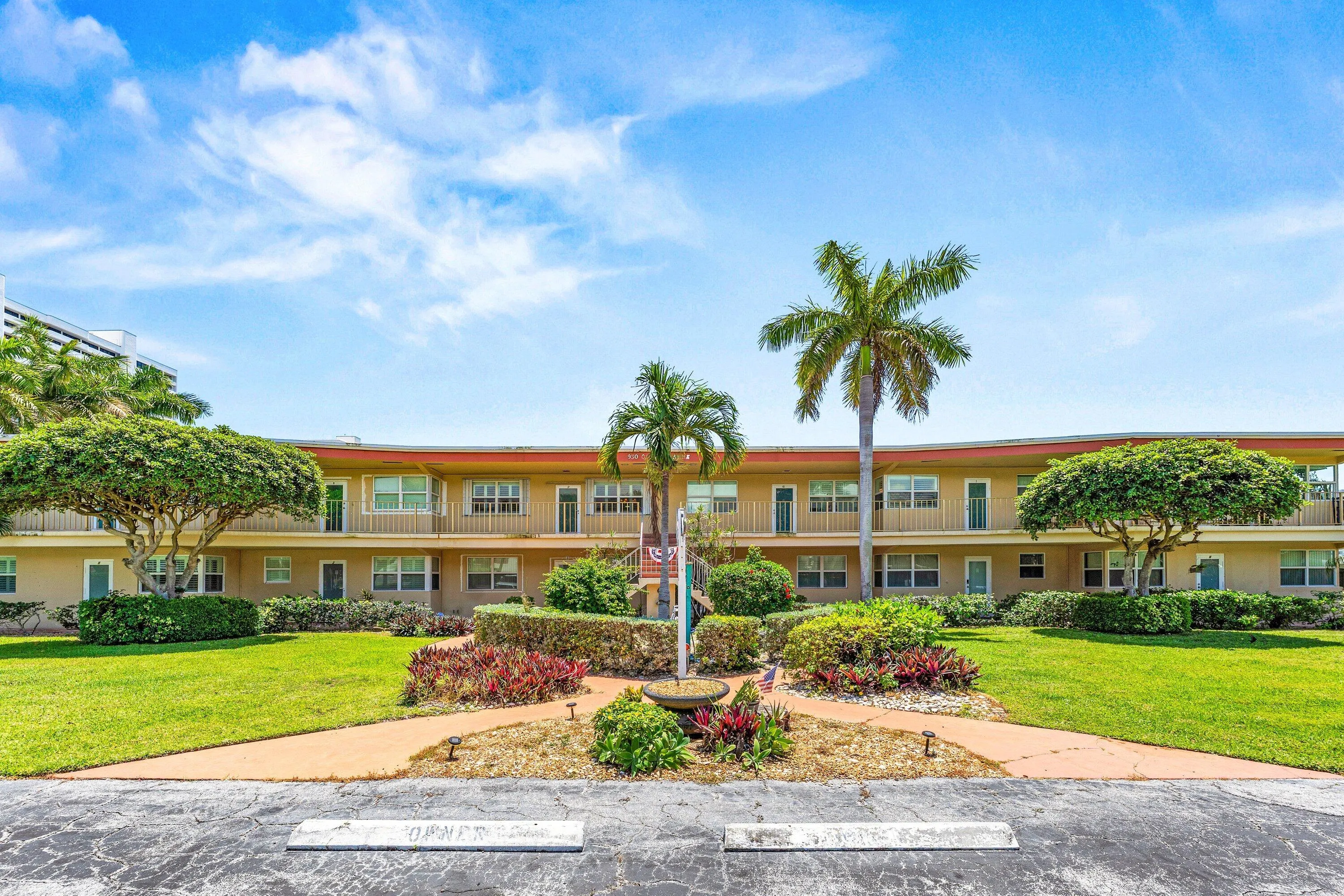 001-930OsceolaDrive-9-BocaRaton-FL-33432