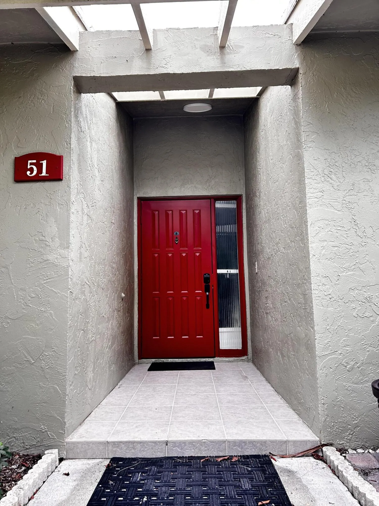 covered door entrance