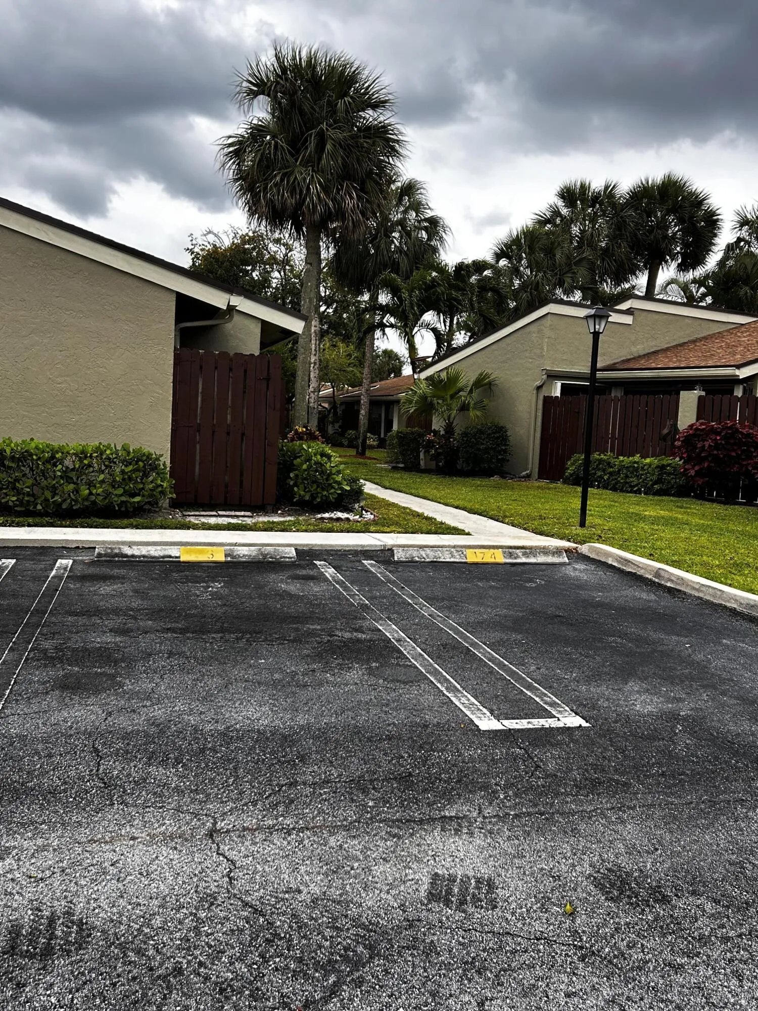 2 assigned parking spots