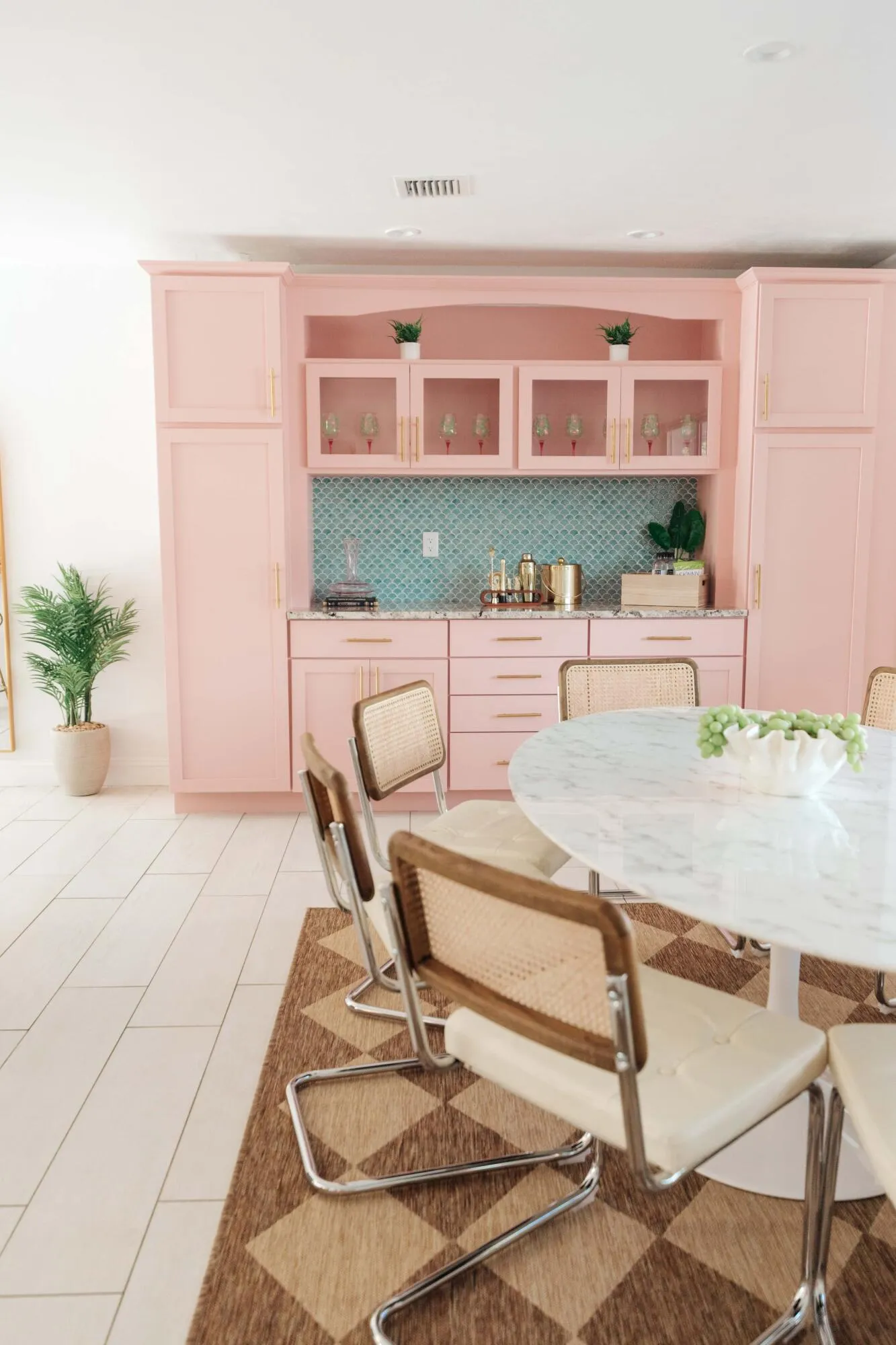 3057 dining 2