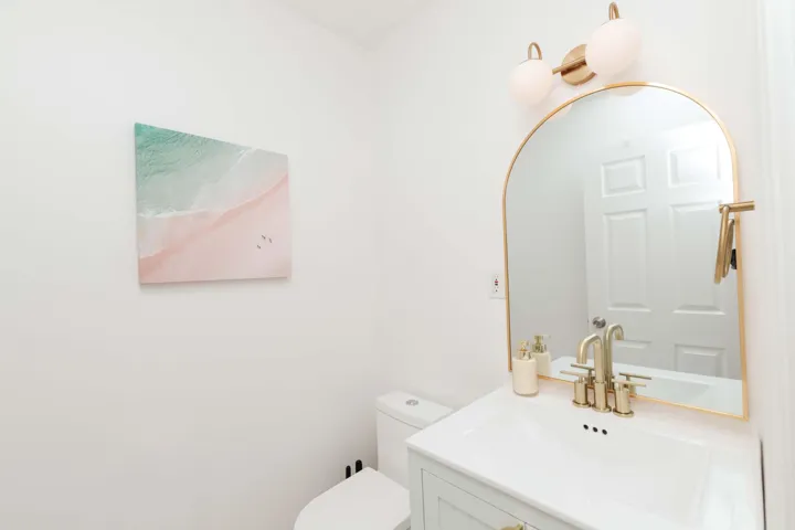3057 bathroom 4
