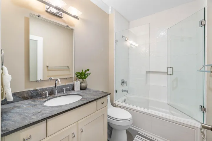 030-1108CoconutRow-DelrayBeach-FL-33483-