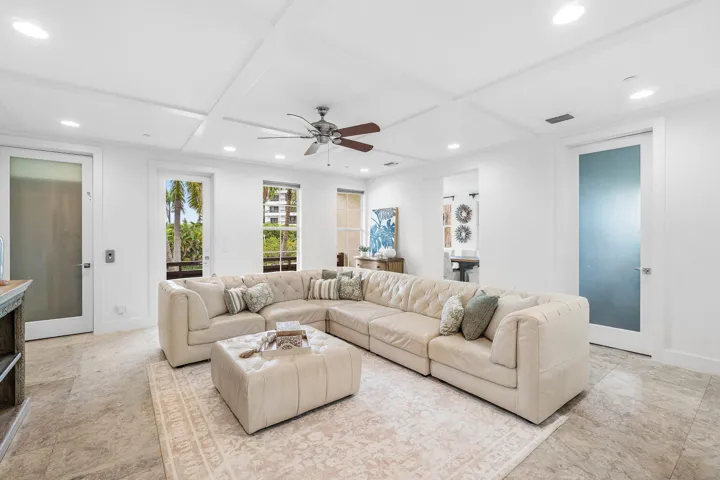 012-1108CoconutRow-DelrayBeach-FL-33483-