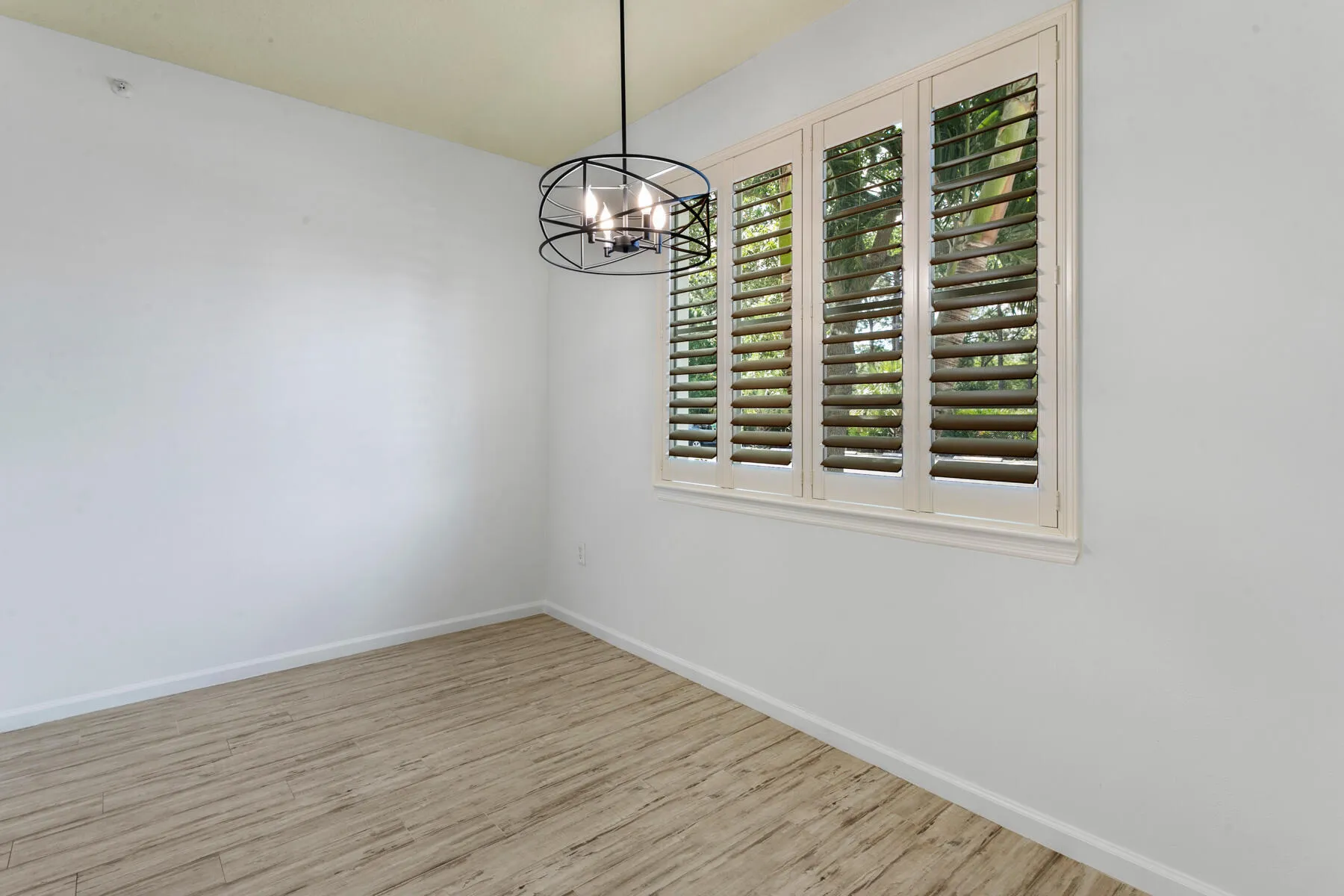 10103_Myrtlewood_23_MLS