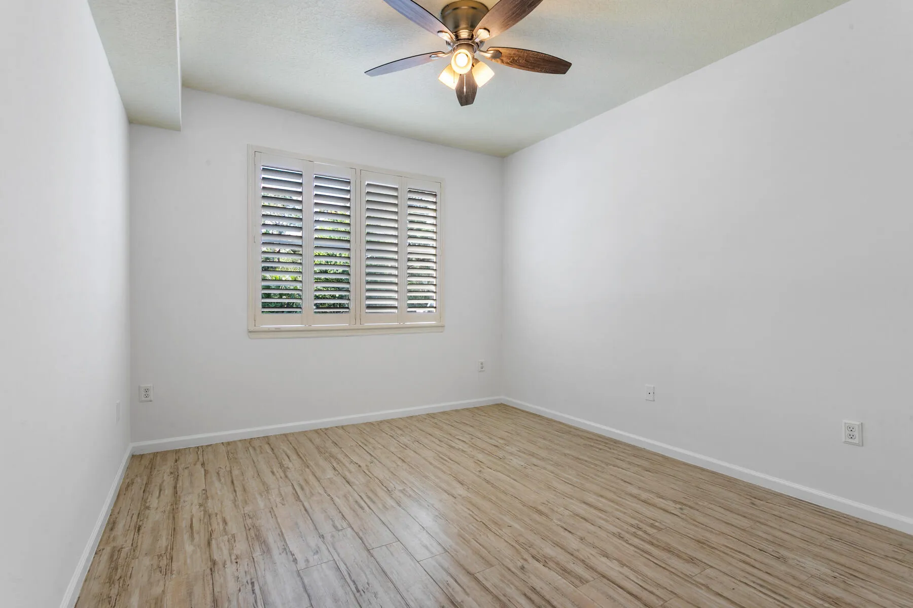 10103_Myrtlewood_06_MLS