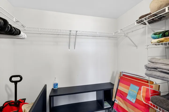 Walk-in closet