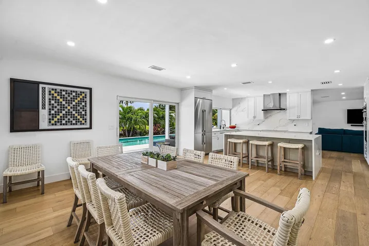 020-800HollyLane-BocaRaton-FL-33486-SMAL