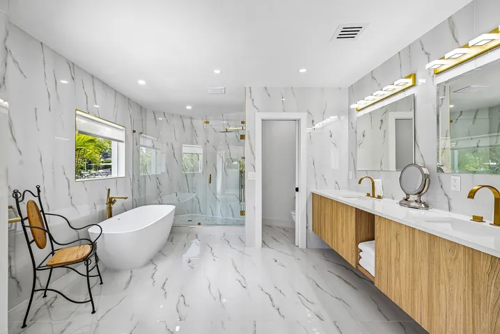 031-800HollyLane-BocaRaton-FL-33486-SMAL