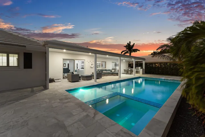 077-800HollyLane-BocaRaton-FL-33486-SMAL